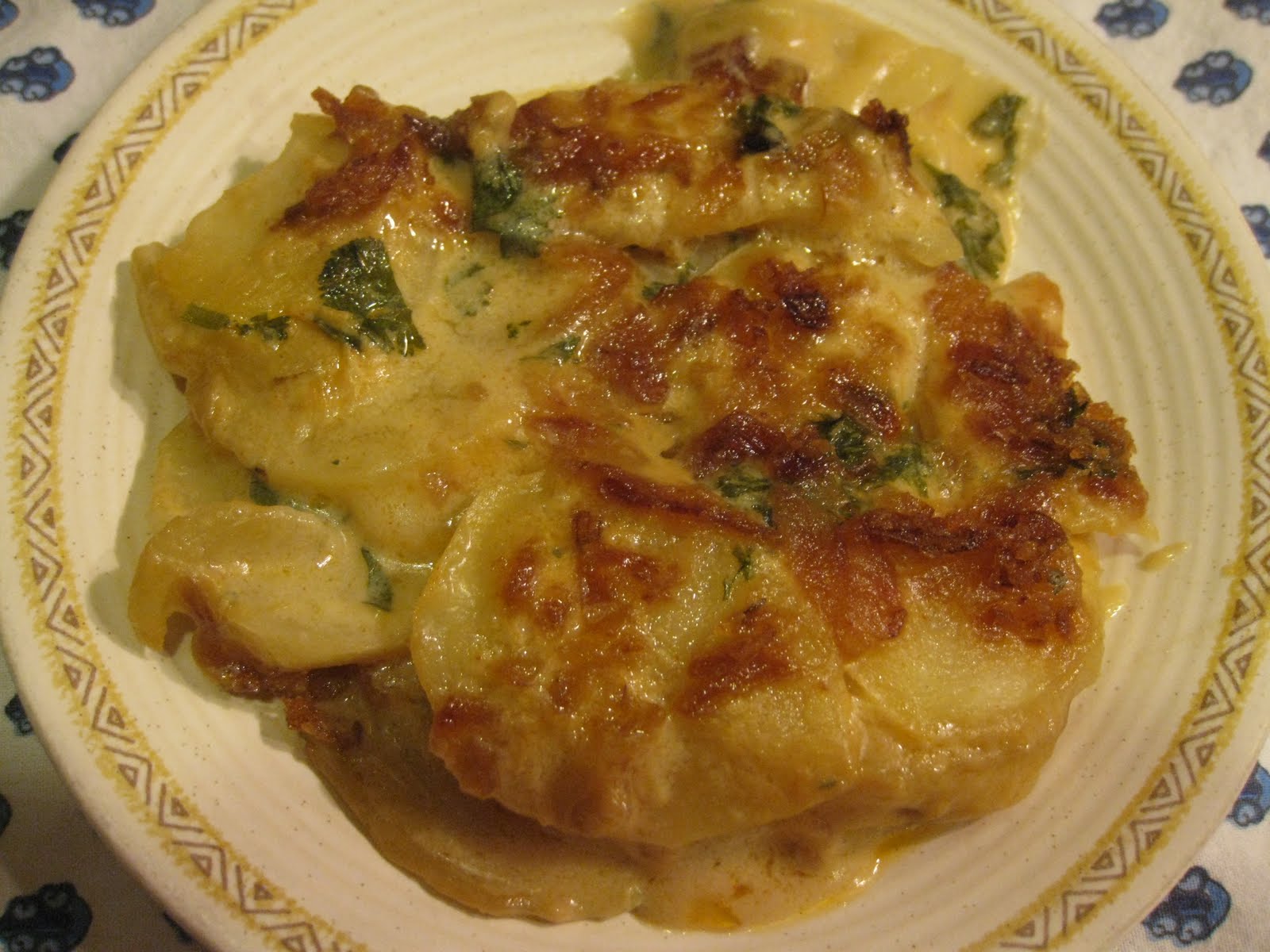 Potatoes "Au Gratin" Casserole