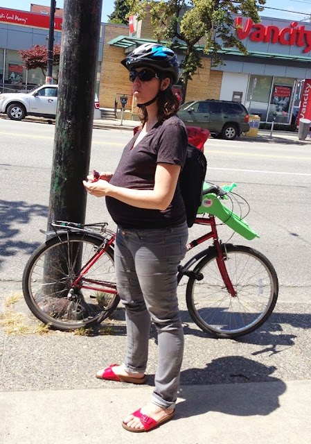 third trimester pregnant still cycling