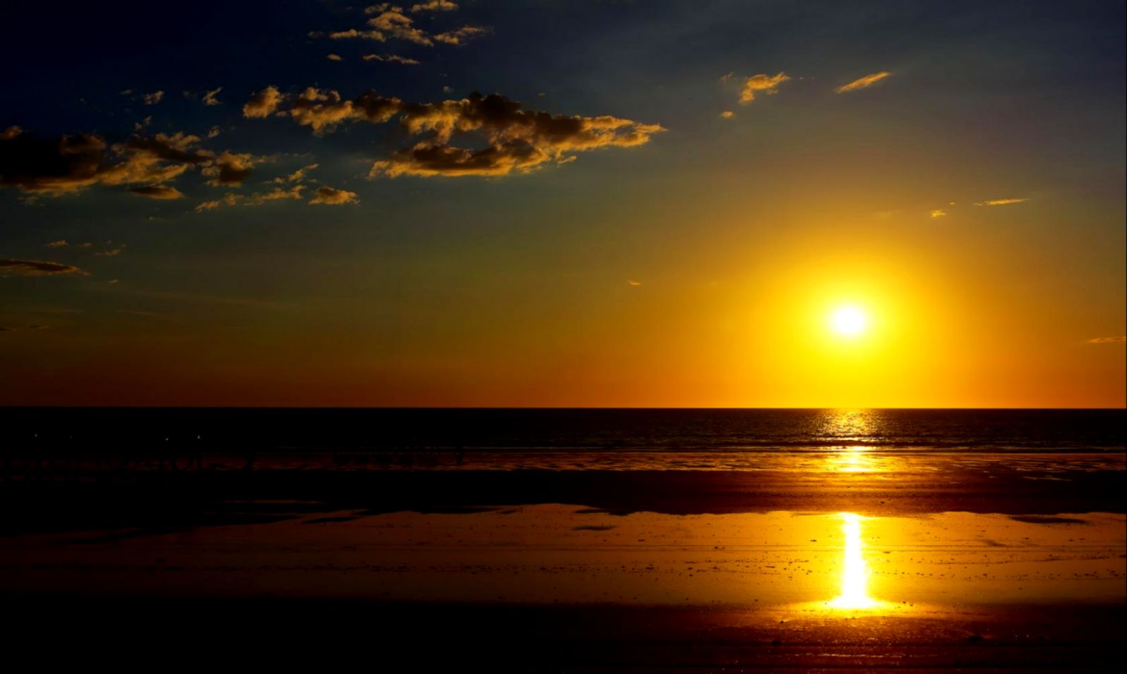 1680x1050 Nature Panoramas Scenery 2560x1024 Sunset Beach Shore 1680x1050 Nature Panoramas Scenery 2560x1024 Sunset Beach Shore