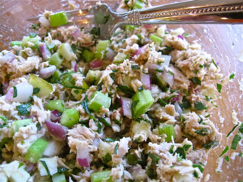joeycake tarragon tuna salad