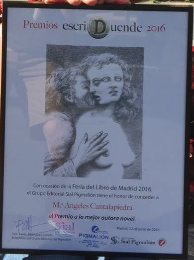 Premio Escriduende 2016 a la mejor autora novel