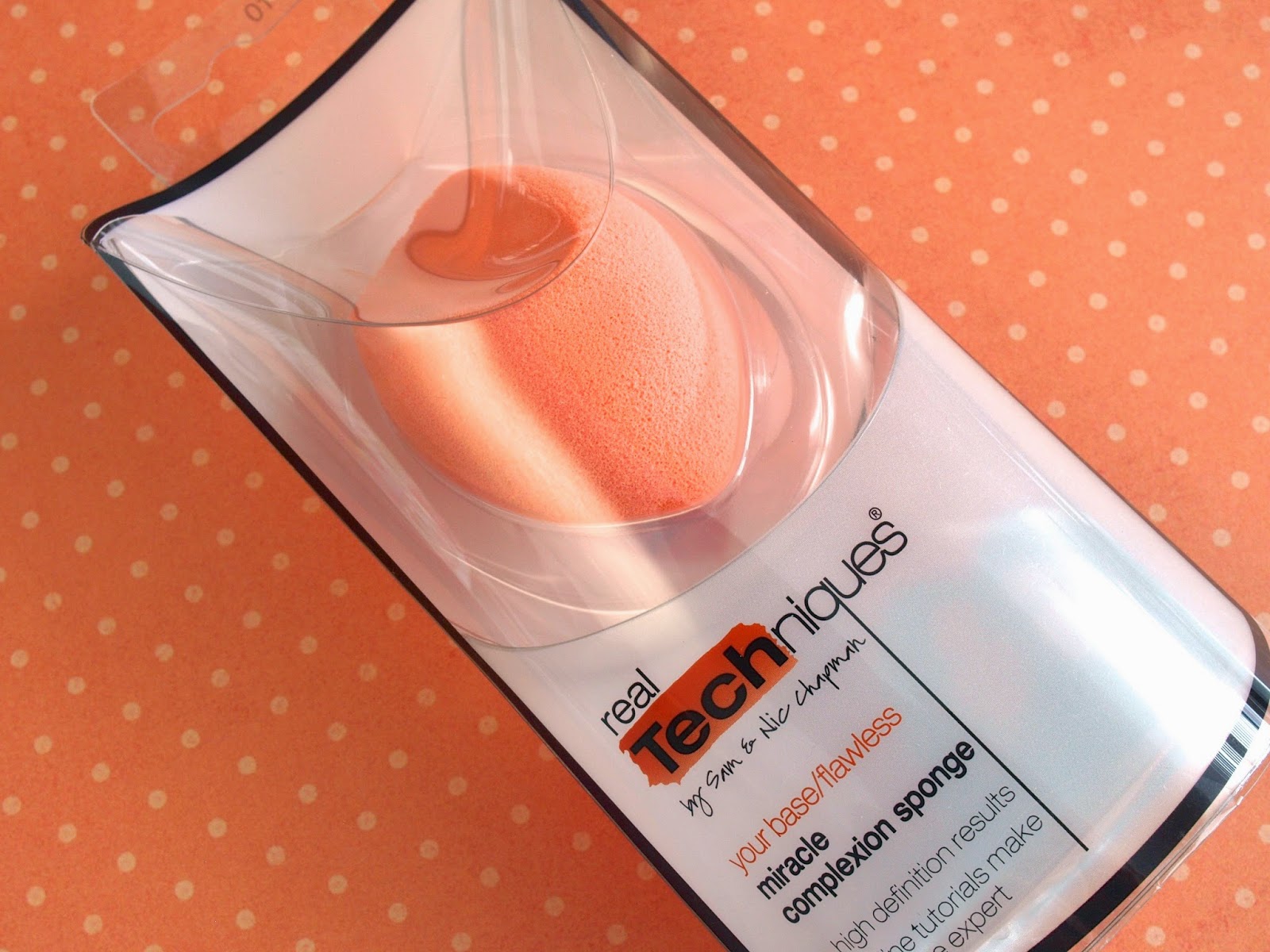Real Techniques Miracle Complexion Sponge: Review