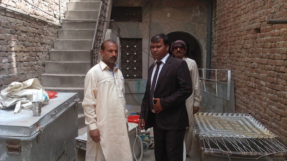 Sardar Mushtaq Gill,human rights defender visited  Dhoop Sari in Lahore’s Sandha area of Lahore