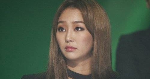 SISTAR's Hyorin spends time with her mom & cats on MBC's 'I Live Alone