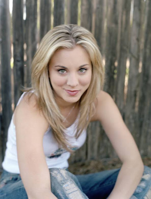 Maryeve Dufault: [Photos] Actress Kaley Cuoco star of 8 Simple Rules