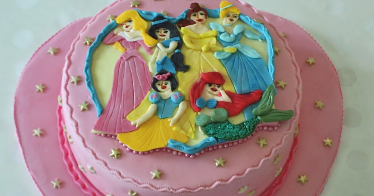 -: DISNEY PRINCESS CAKE
