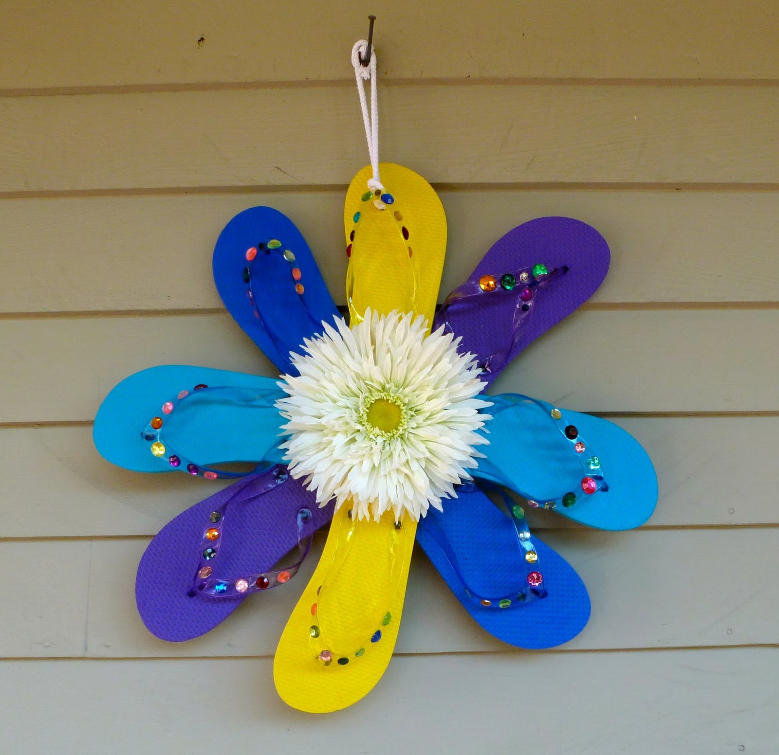 FBA Sewing Club Flip Flop Wreath Tutorial DIY