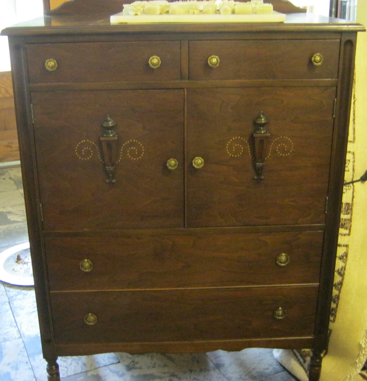 Funk Gruven A Z 1920 S Walnut Chest Of Drawers