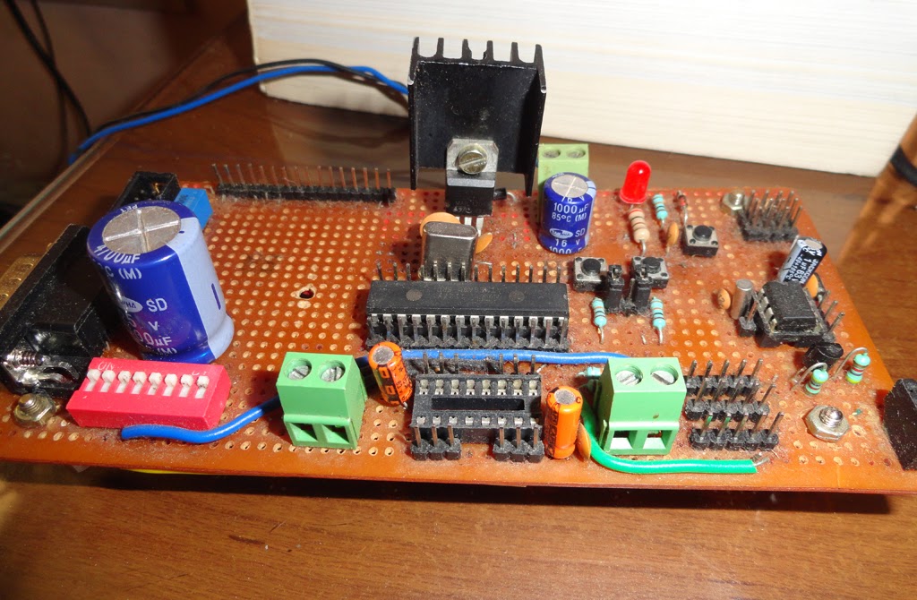 Microcontrollers and Electronic Circuits Building your own Micro