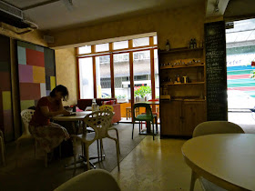 Inside Maryjane Pizza Gongguan Taipei