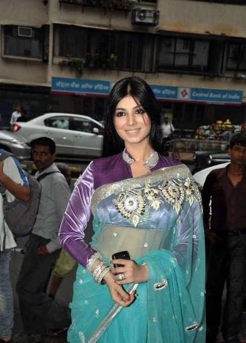 Bollywood actress Ayesha takia new sexy photos in transparent Saree at MOD movie premier hot images