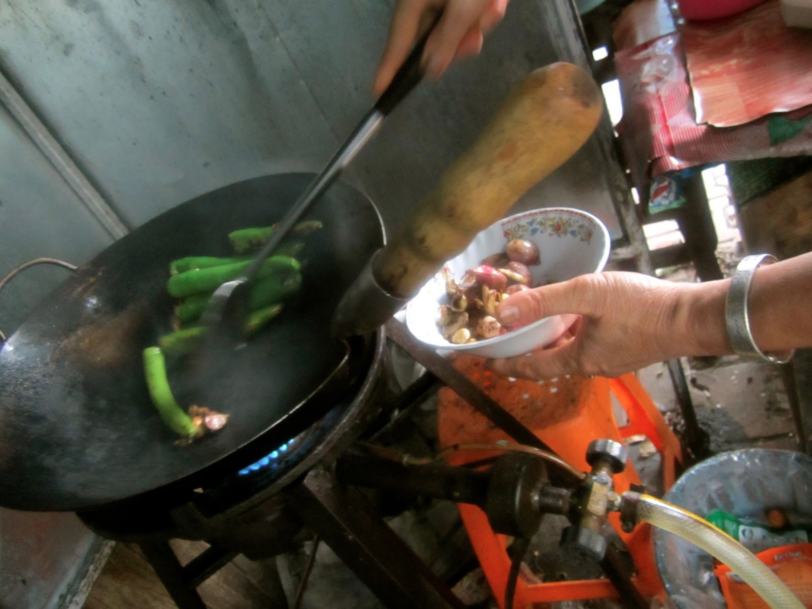 Clouds In The Kitchen Thai Green Chilli Paste {Nam Prik Noom}