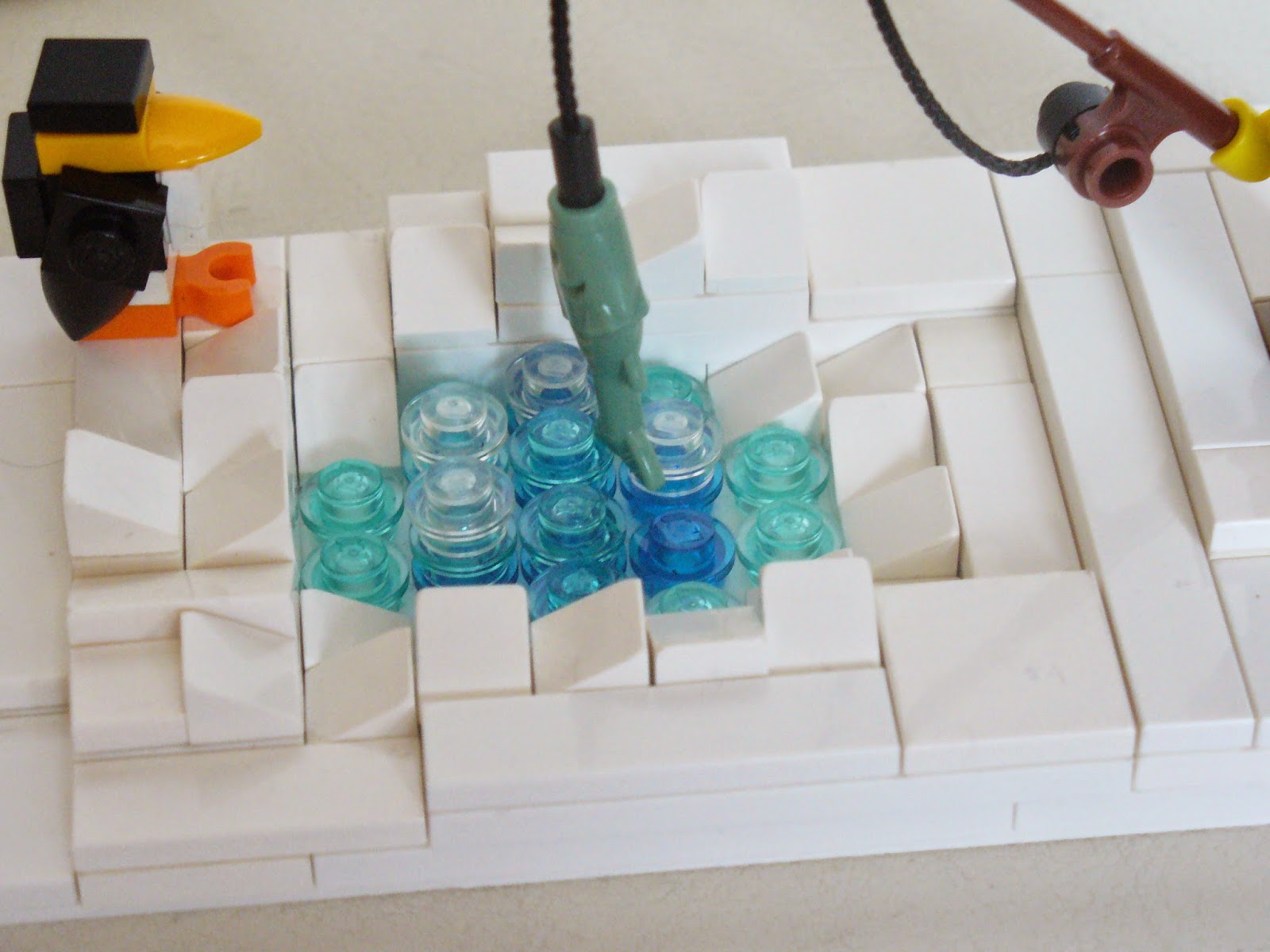 An Old Belgian Otaku: Lego MoC: Ice Fishing