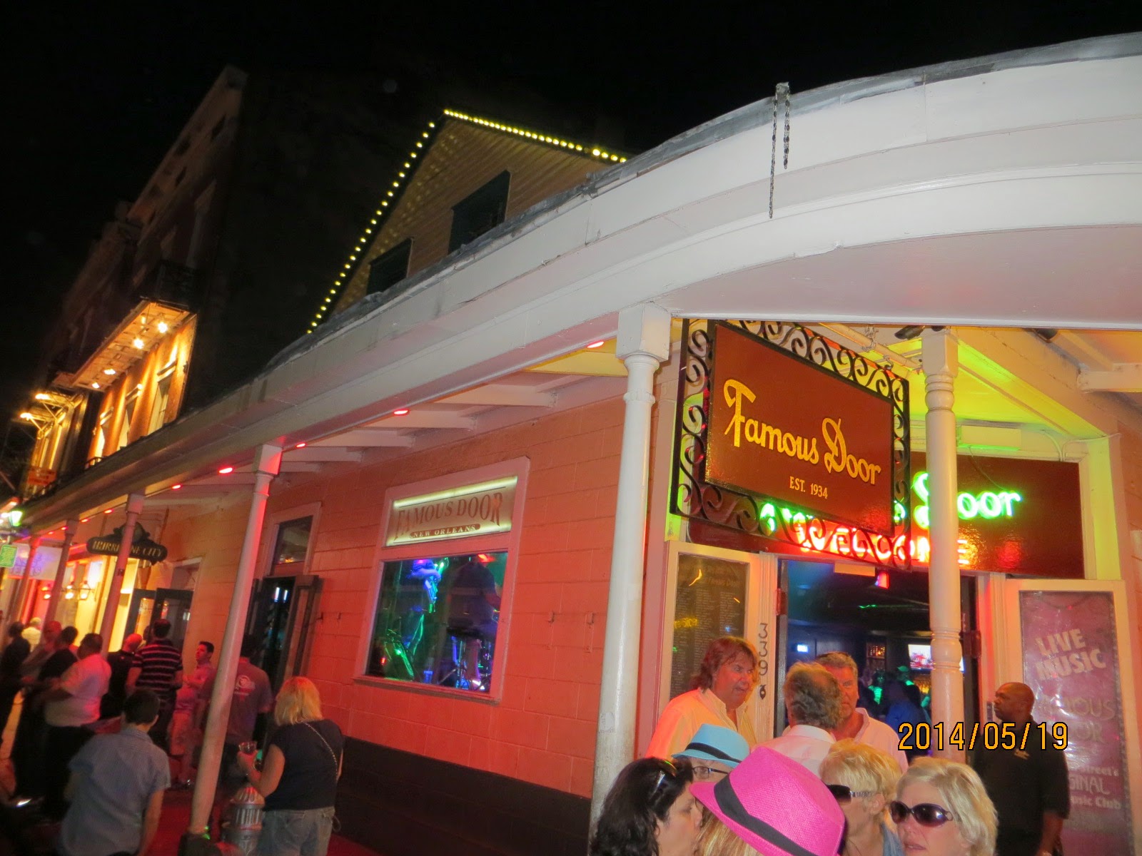 Jeeps Pubs Taverns And Bars Famous Door New Orleans