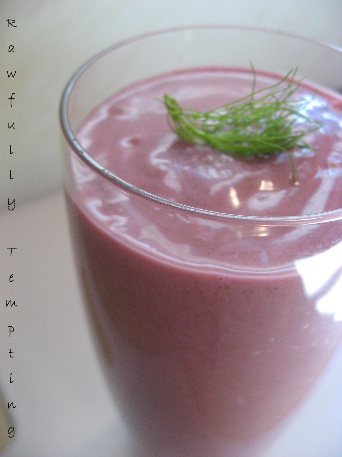 1 young Thai Coconut (water and meat, or almond milk)