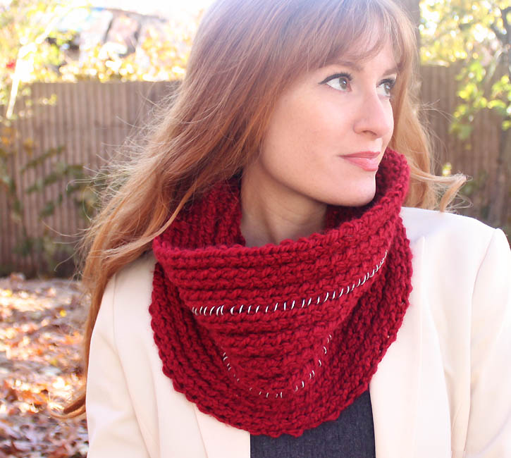 Michael Kors Chain Infinity Scarf [knitting pattern] Gina Michele