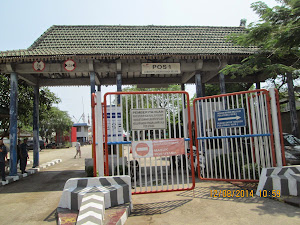 Entrance gate to "SUNDA KELAPA HARBOUR" in Jakarta.