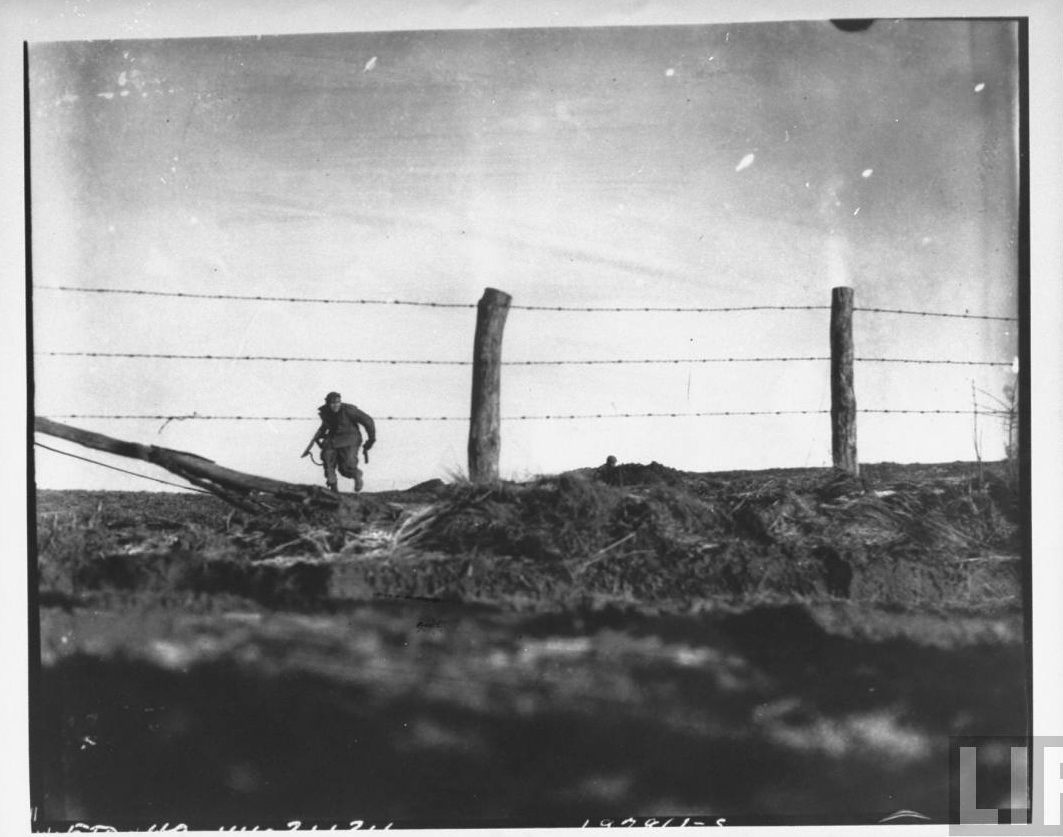 single men in war Men trying to survive a muscular, no nonsense combat movie set during the korean war robert ryan and aldo ray play two officers who engage in a pissing contest during an attempt to lead a platoon of soldiers through enemy terrain to safety. single men in war Men trying to survive a muscular, no nonsense combat movie set during the korean war robert ryan and aldo ray play two officers who engage in a pissing contest during an attempt to lead a platoon of soldiers through enemy terrain to safety.