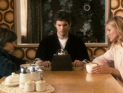 Walter (Sam Oz Stone), Arthur (James Marsden) y Norma Lewis (Cameron Díaz) en The Box - Cine de Escritor Walter (Sam Oz Stone), Arthur (James Marsden) y Norma Lewis (Cameron Díaz) en The Box - Cine de Escritor
