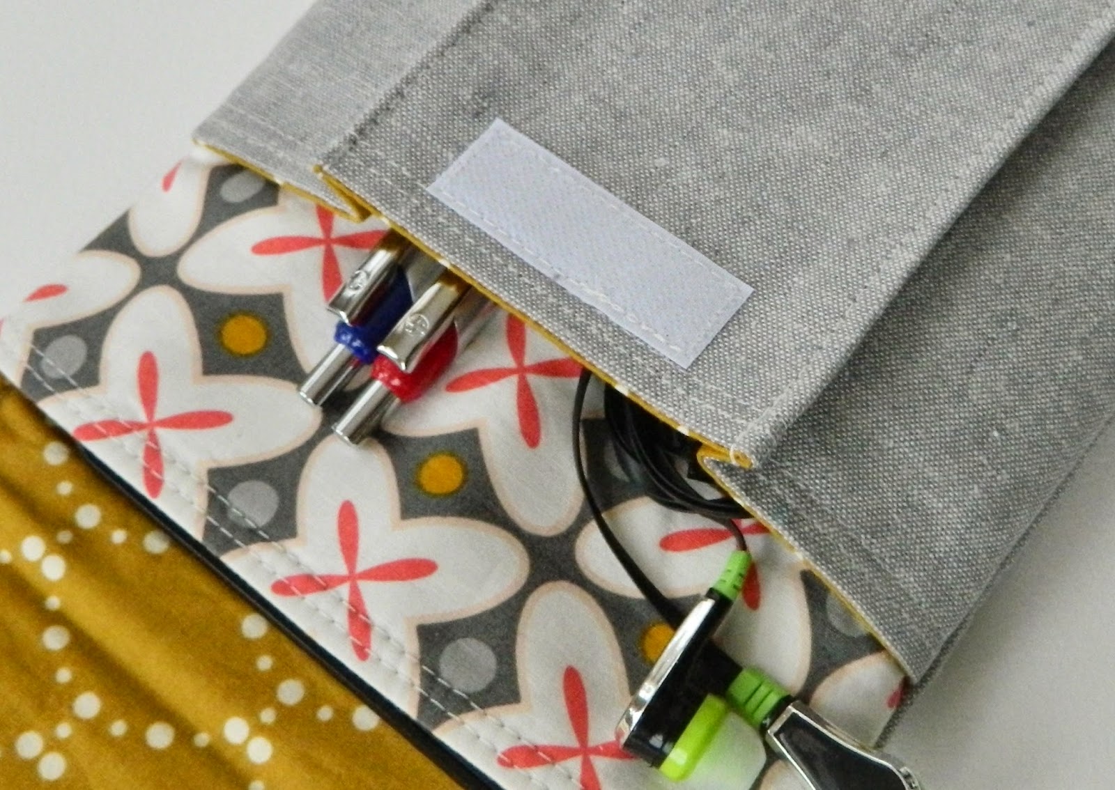 s.o.t.a.k handmade idea pouch for Kindle