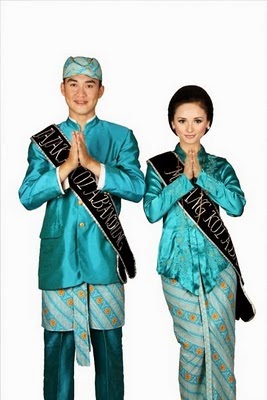 Tuliskan Beberapa Ciri Khas Dari Suku Batak Timor Ambon Jawa Manado Dan Tionghoa Ciri Khas Bisa Brainly Co Id