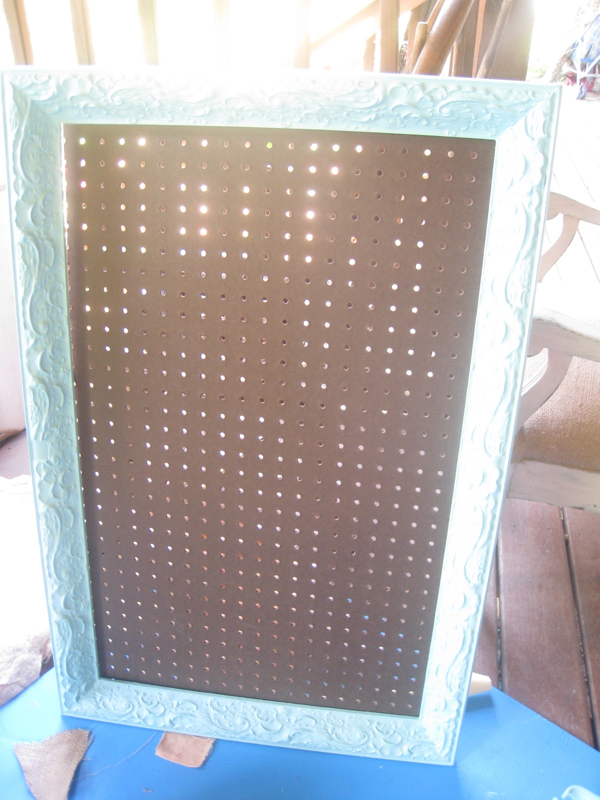 Vintiquities Framed Pegboard vintage mirror makeover