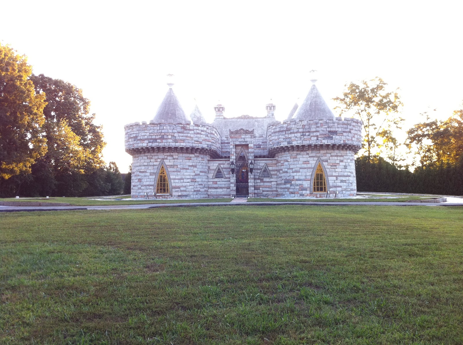 Jill's Quirky & Weird Landmarks, Big Things and Overall Roadside Kitsch