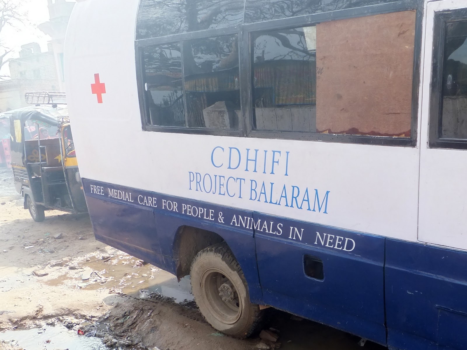 машина скорой помощи в Индии