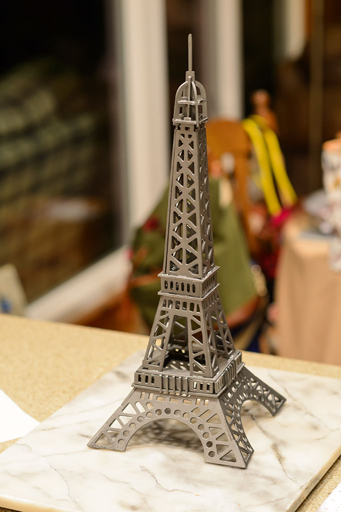 Painted Eiffel Tower Puzzle