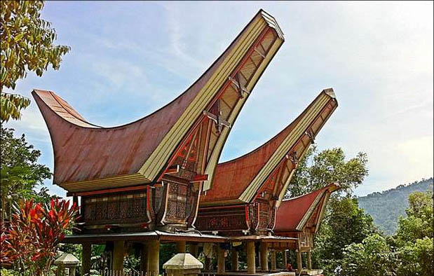 35 Rumah Adat di Indonesia + Gambar dan Pembahasan ...