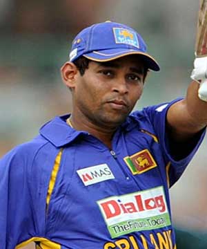tillakaratne dilshan family