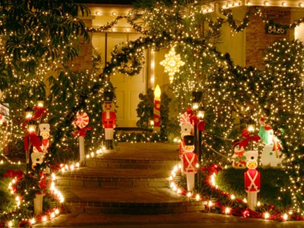 christmas decorations special place in the hearts of people christmas ...