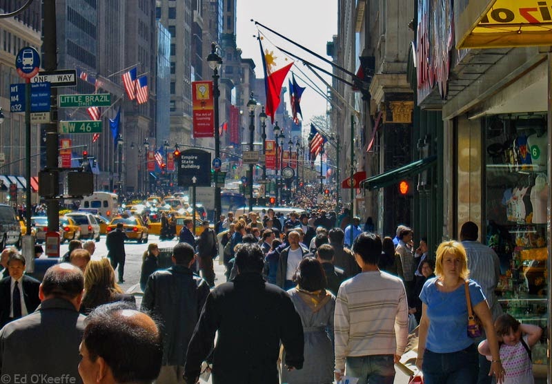 Top 5 Best Shopping Streets in the World
