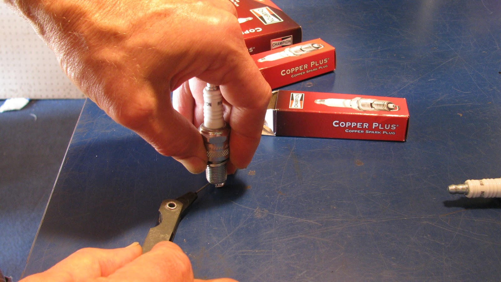 The Original Mechanic How to replace the spark plugs on 2000 3.0L