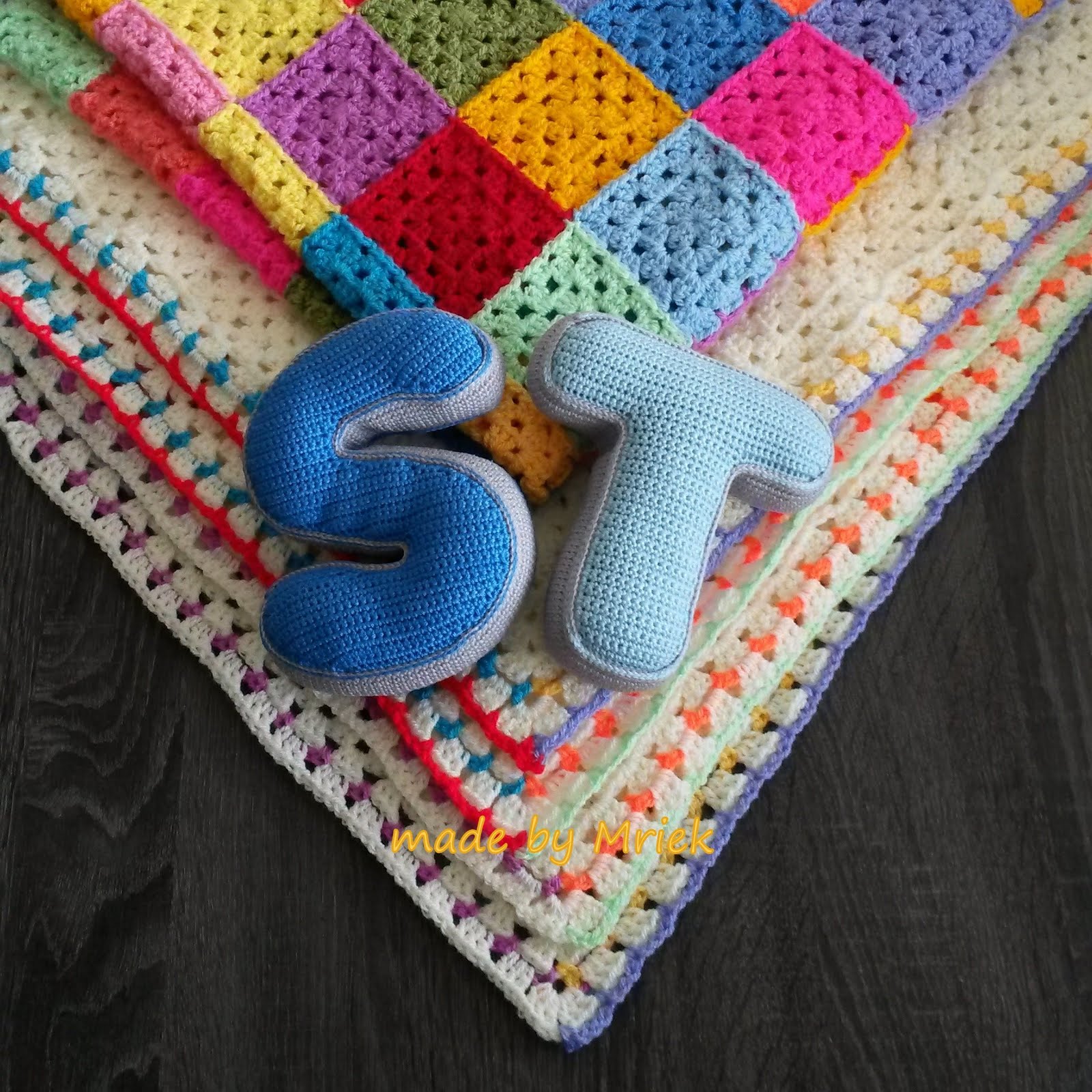 Amigurumi letters