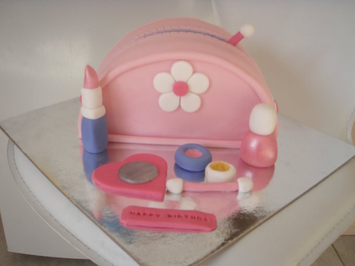 Cake Story by Jenty Cosmetic Bag Cake