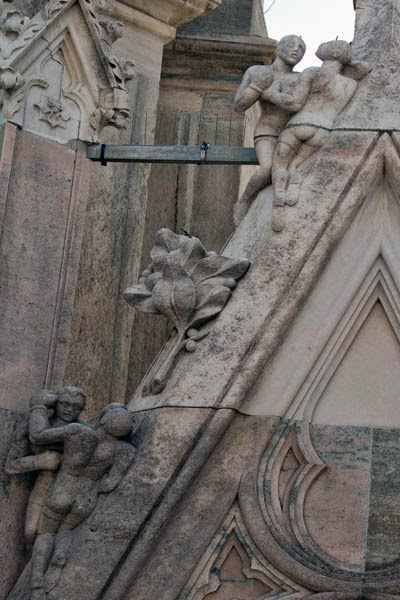 Duomo, simbolo di Milano. Un racconto affascinante. Parte I - l'esterno