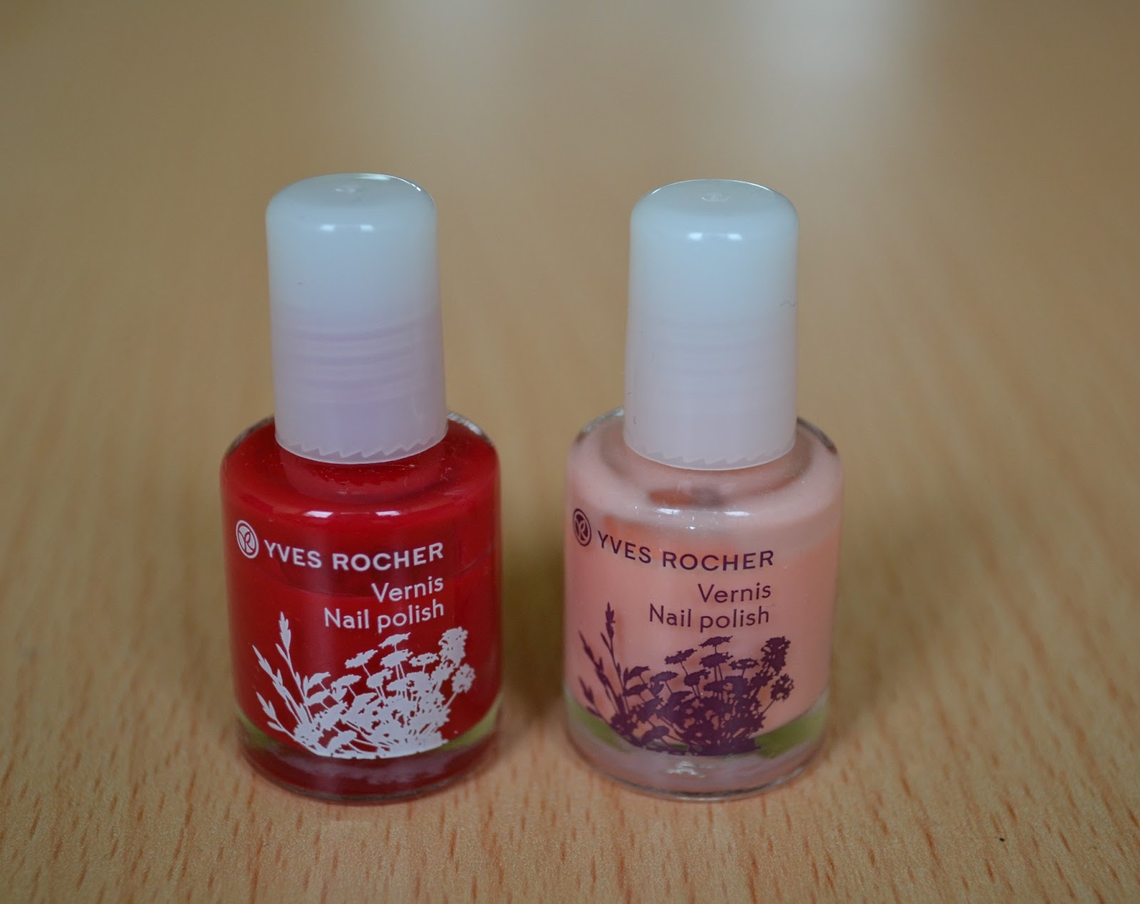 Navlastnikuzi Laky na nehty Yves rocher