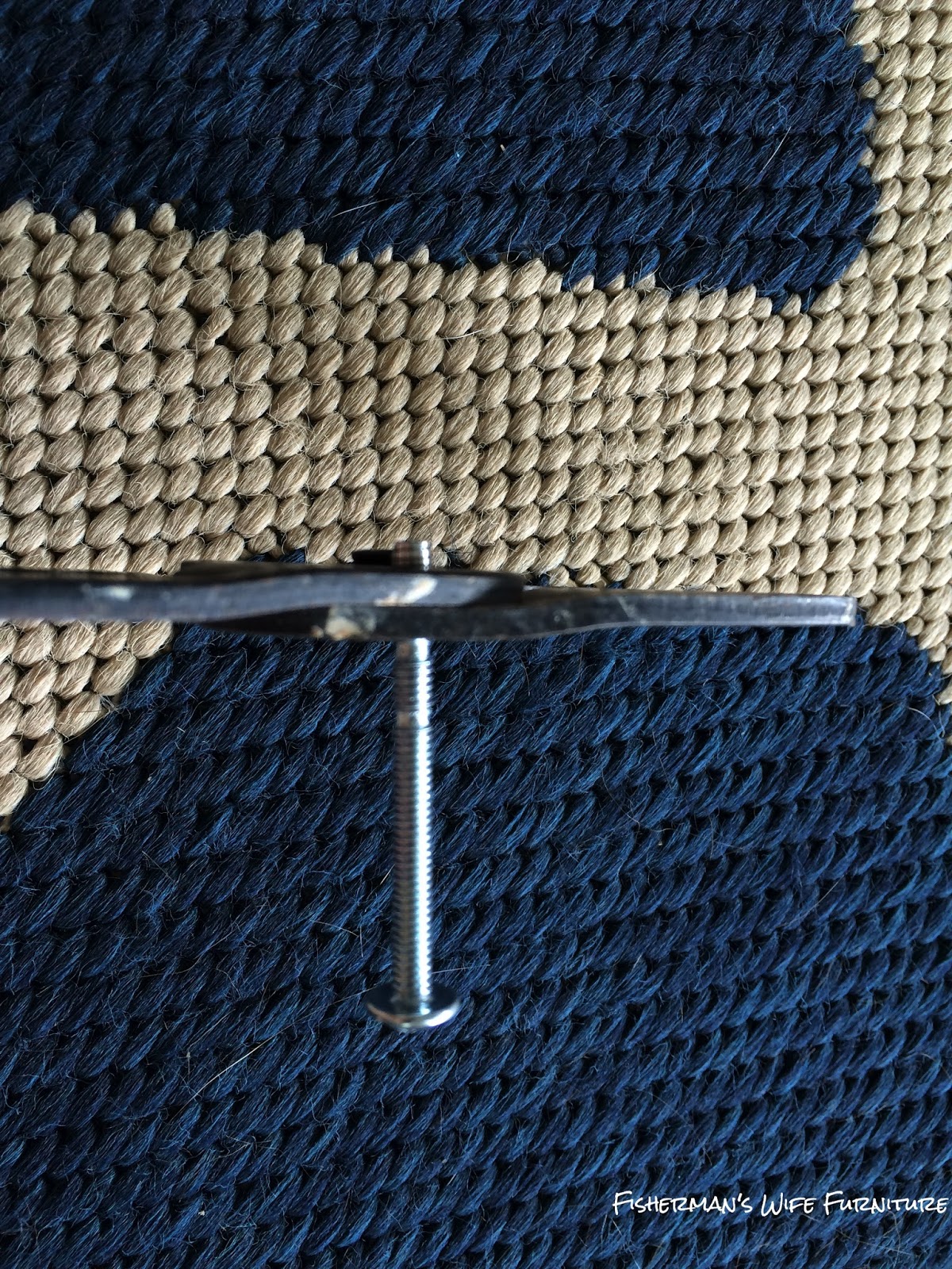 Fisherman's Wife Furniture How to Cut a Screw