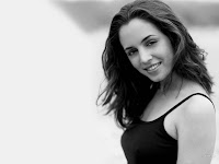 Eliza Dushku Wallpapers