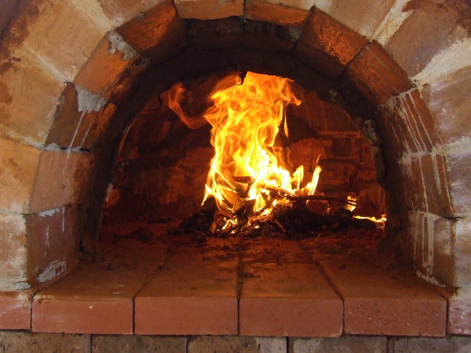 Clay Cob Oven Progress The Greening of Gavin