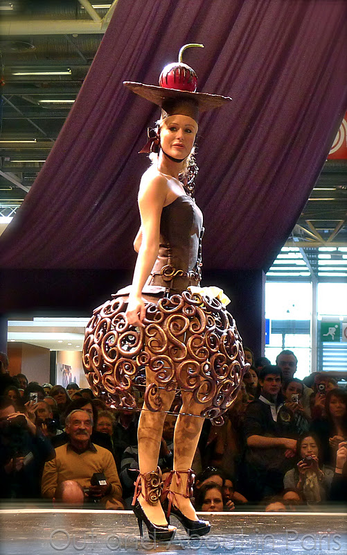 Delectable dreams and chocolate dresses! Fashion show at le Salon du  Chocolat 2011