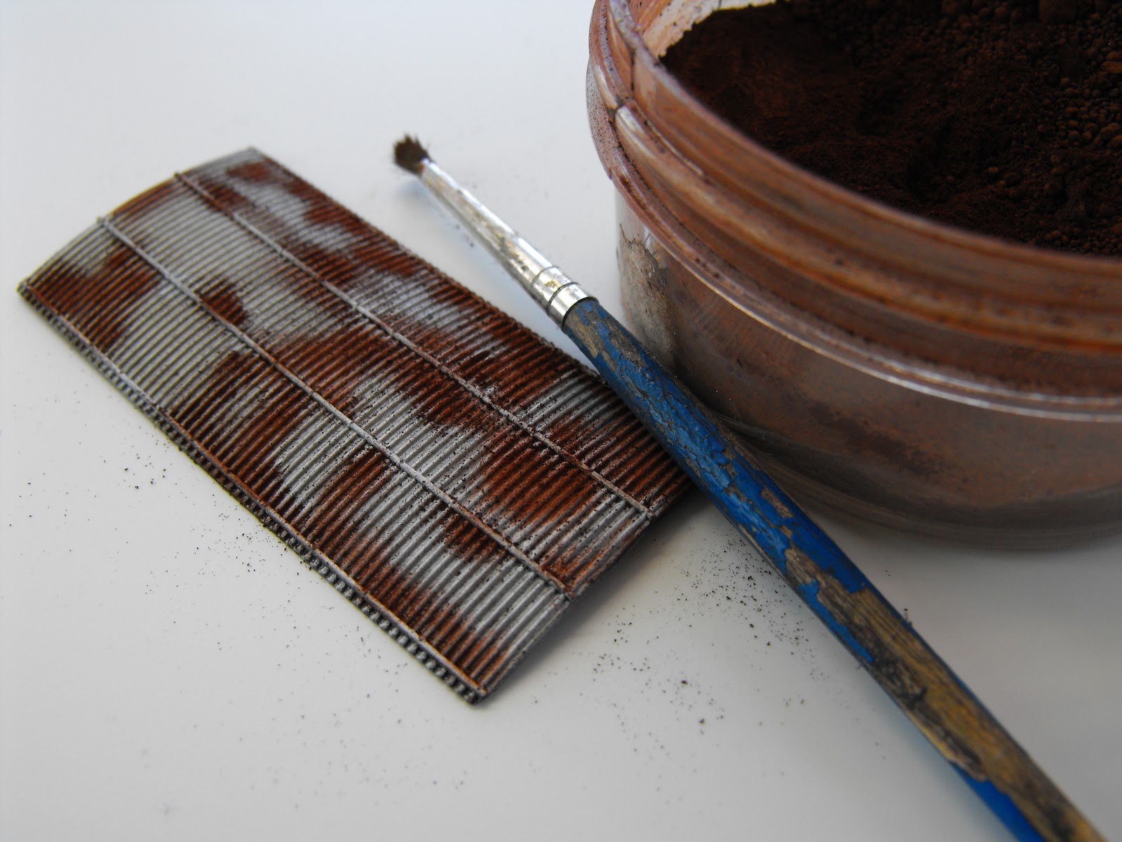 RAILS IN SCALE Weathering rusty iron roofs A howto guide