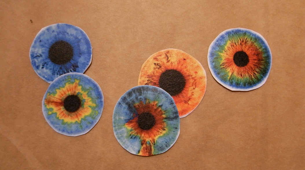 saraccino Have a look! More of polymer clay eyeballs