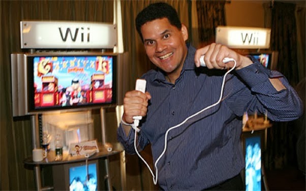 Reggie Fils-Aime diz que Sakurai deveria pensar em adicioná-lo como lutador em Super Smash Bros. for Wii U & 3DS Reggie+nintendo+blast+smash+bros+wii+u+3ds