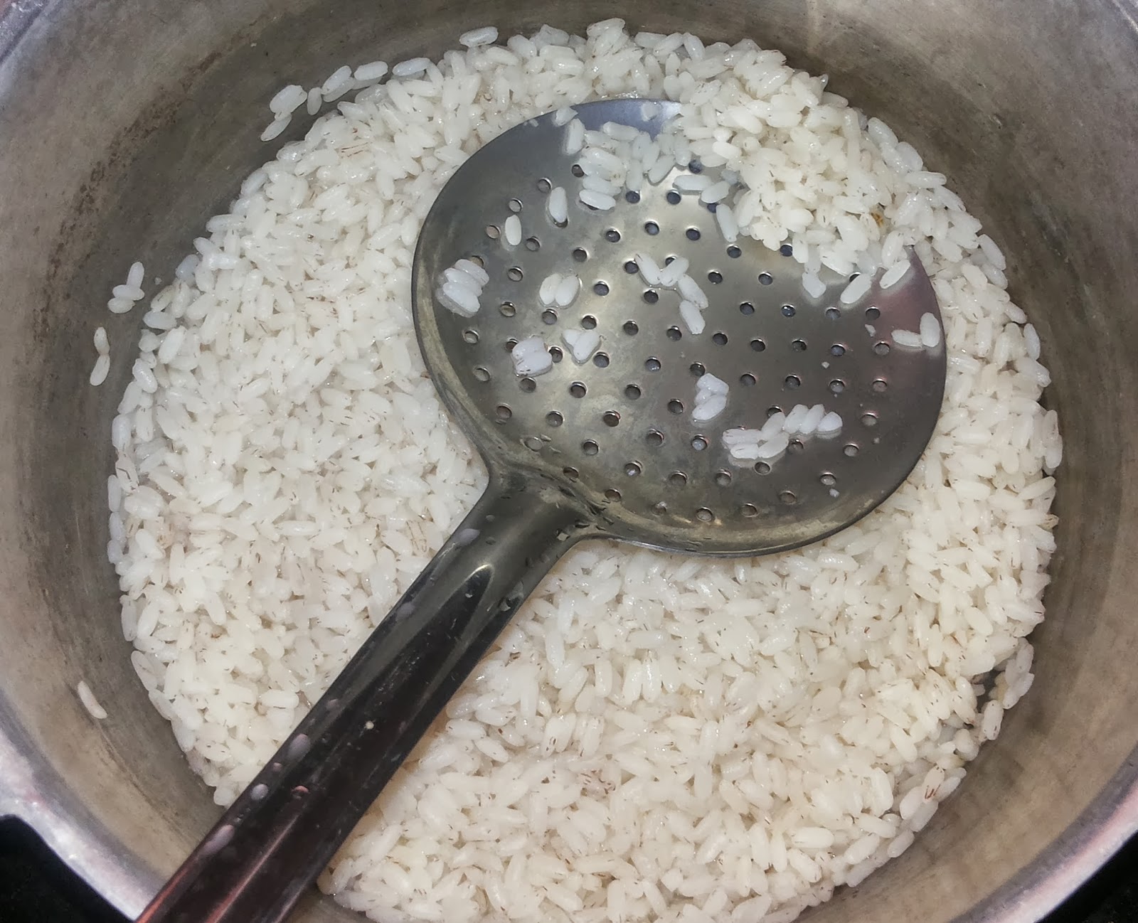 Cooking Recipes HOW TO COOK MATTA RICE (ROSEMATTA RICE)