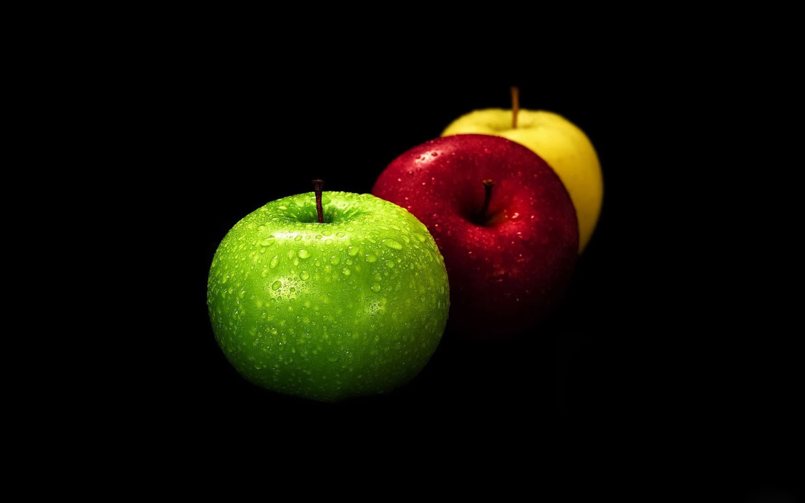 Apples Wallpapers | HD Car Wallpapers