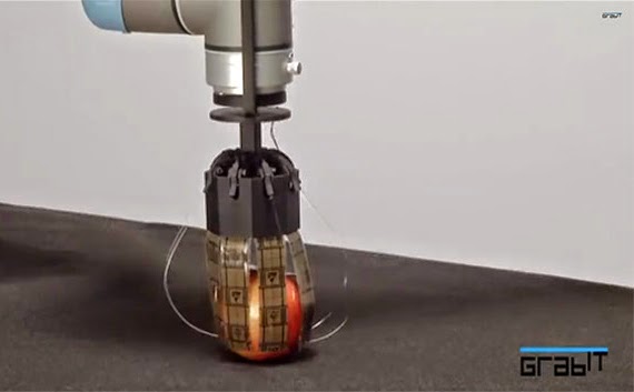 Ρομποτικό χέρι σηκώνει αντικείμενα χρησιμοποιώντας στατικό ηλεκτρισμό