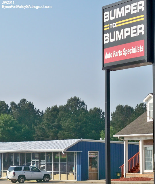 BYRON FORT VALLEY Peach University GA. Restaurant Attorney Bank