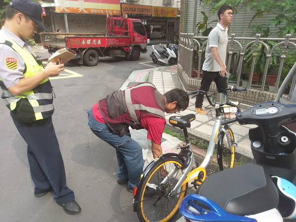 消保處表示,如果消費者因違停oBike而遭罰款,可依定型化契約,主張業者未盡告知責任。 消保處表示,如果消費者因違停oBike而遭罰款,可依定型化契約,主張業者未盡告知責任。
